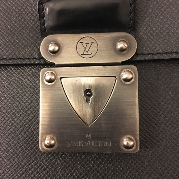 Louis Vuitton Men’s Briefcase - Picture 6 of 6